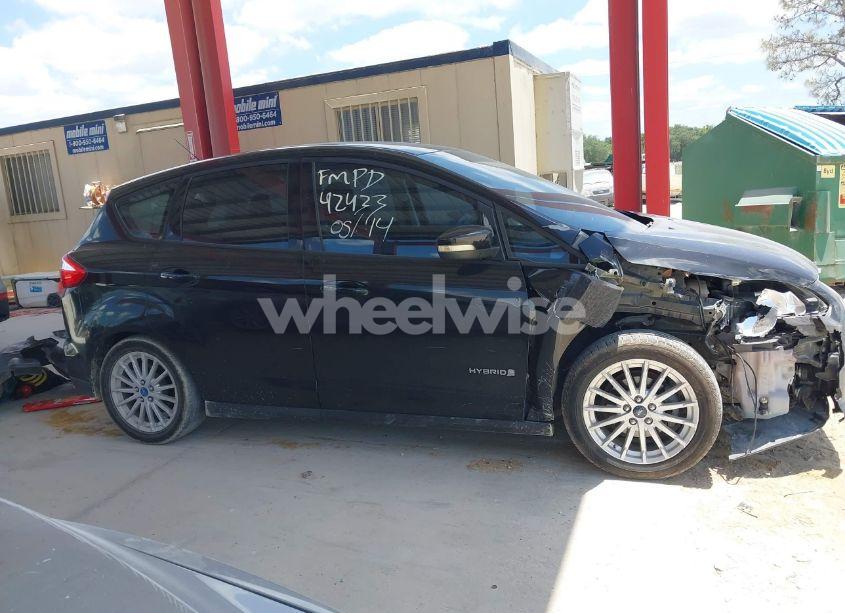 Photo 13 of 2013 Ford C-max HYBRID SE (VIN 1FADP5AUXDL511432)