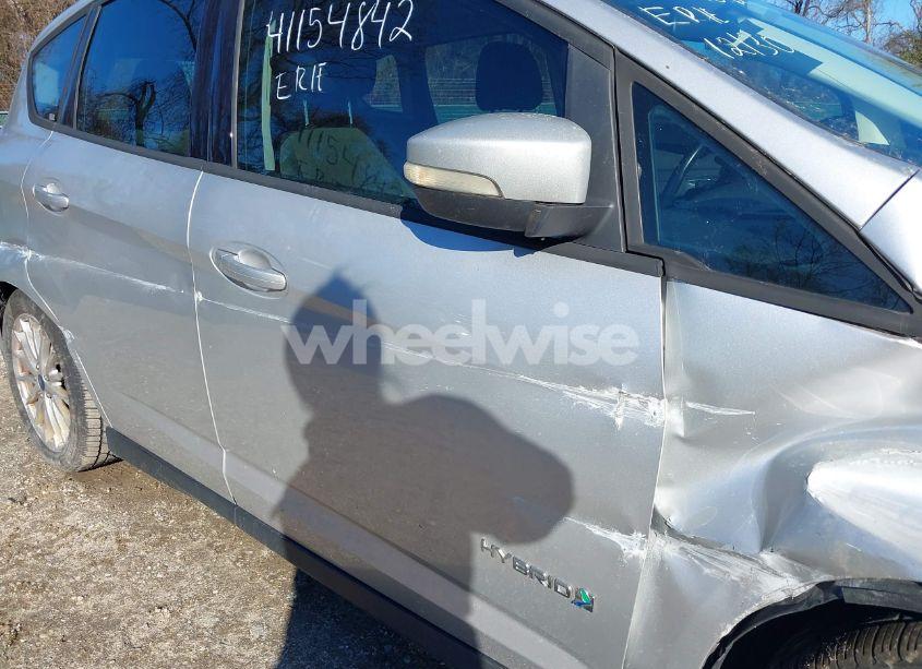 Photo 13 of 2013 Ford C-max HYBRID SE (VIN 1FADP5AUXDL511480)