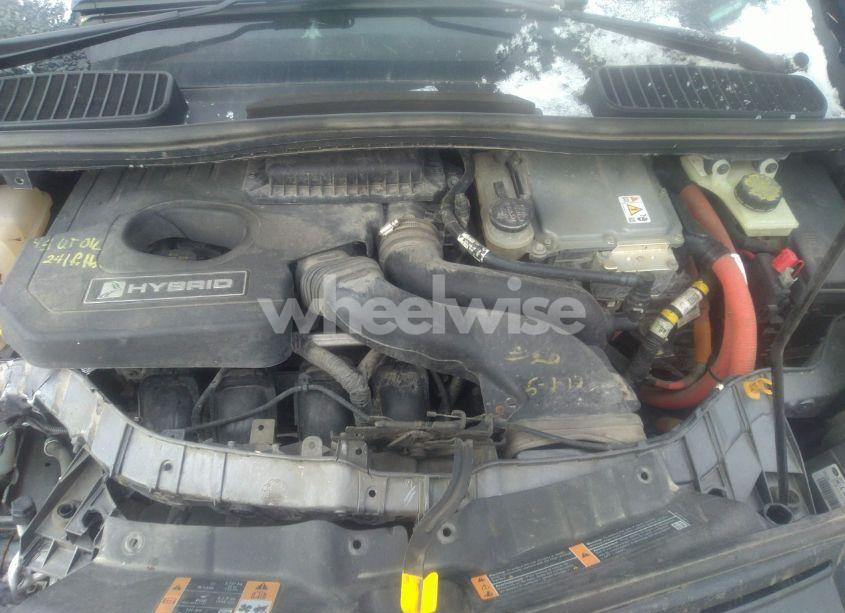 Photo 10 of 2013 Ford C-max HYBRID SE (VIN 1FADP5AUXDL533852)