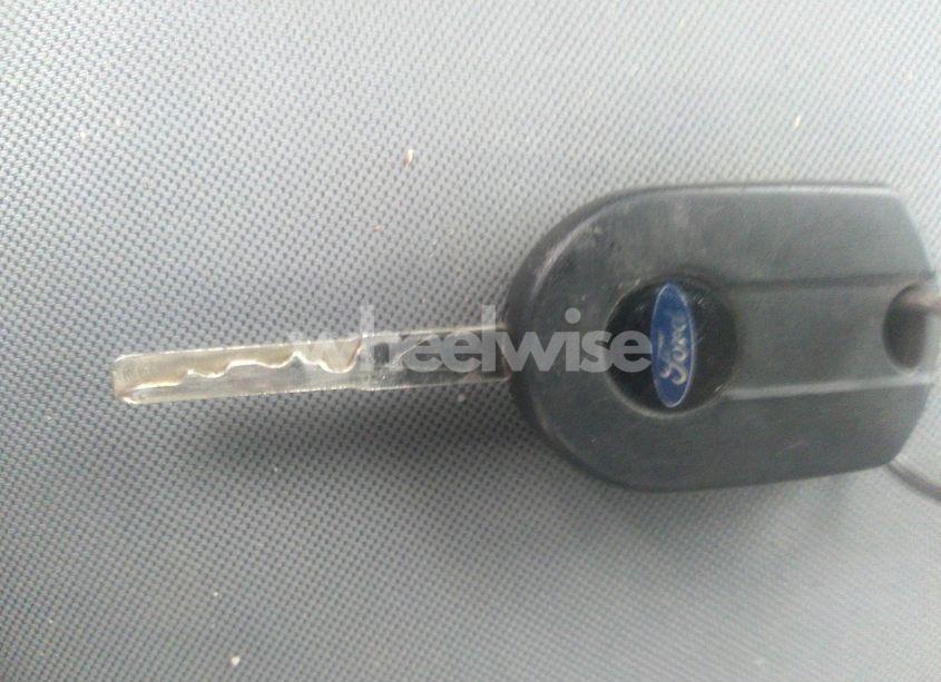 Photo 11 of 2013 Ford C-max HYBRID SE (VIN 1FADP5AUXDL533852)