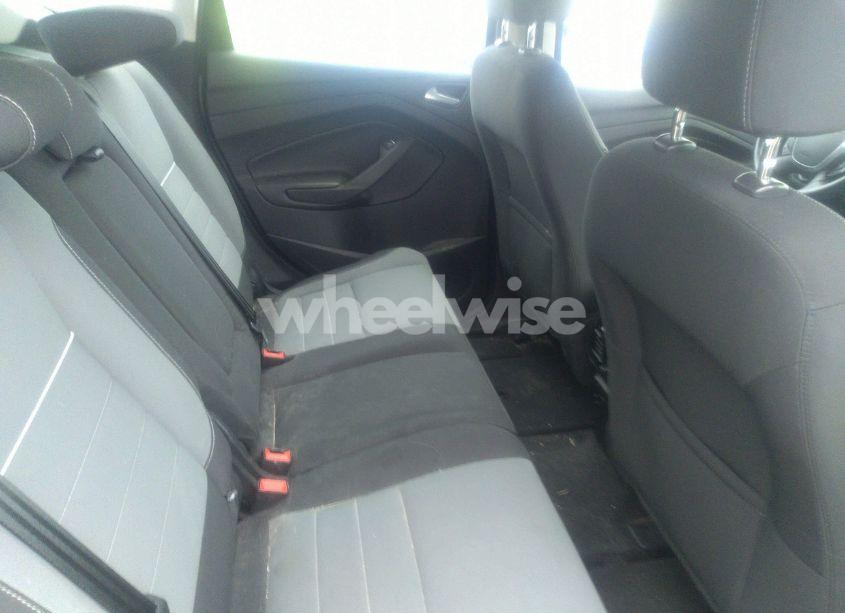 Photo 8 of 2013 Ford C-max HYBRID SE (VIN 1FADP5AUXDL533852)