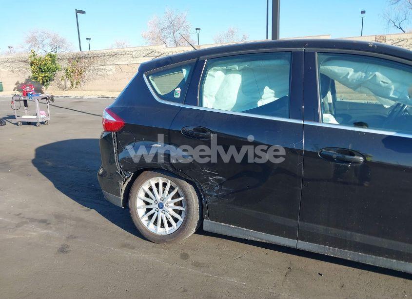 Photo 6 of 2013 Ford C-max HYBRID SEL (VIN 1FADP5BU4DL506466)