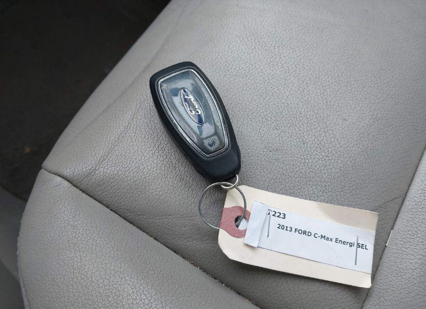 Photo 11 of 2013 Ford C-max HYBRID SEL (VIN 1FADP5BU5DL516441)