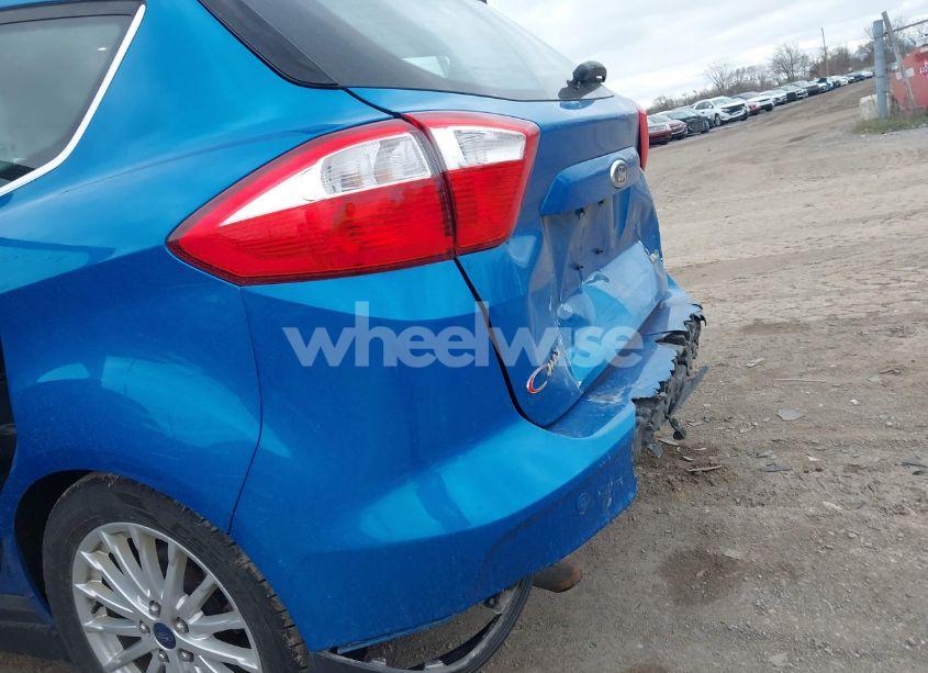 Photo 6 of 2015 Ford C-max HYBRID SEL (VIN 1FADP5BU5FL100473)