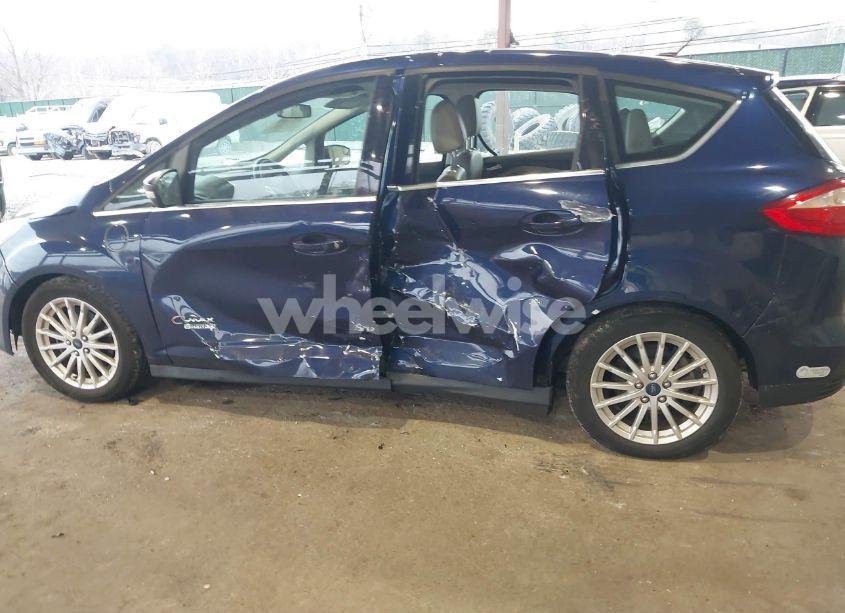 Photo 14 of 2016 Ford C-max ENERGI SEL (VIN 1FADP5CU1GL100812)