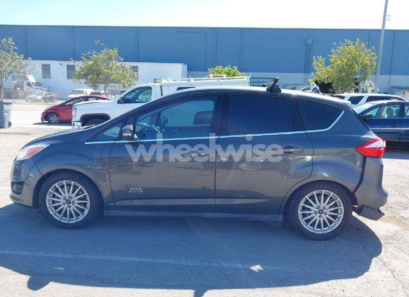 Photo 15 of 2016 Ford C-max ENERGI SEL (VIN 1FADP5CU1GL112085)