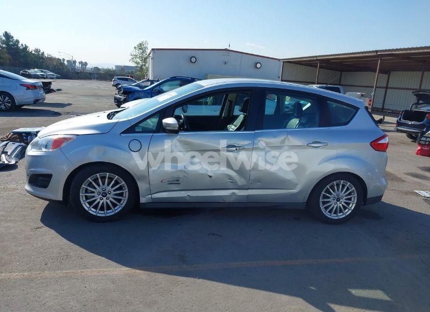 Photo 14 of 2016 Ford C-max ENERGI SEL (VIN 1FADP5CU1GL114094)
