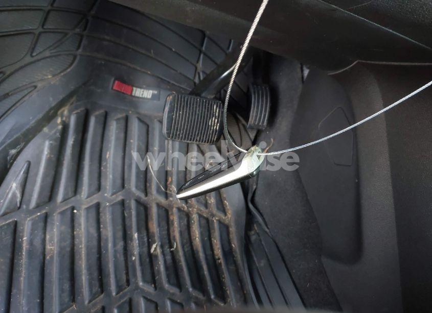 Photo 11 of 2013 Ford C-max ENERGI SEL (VIN 1FADP5CU2DL510921)