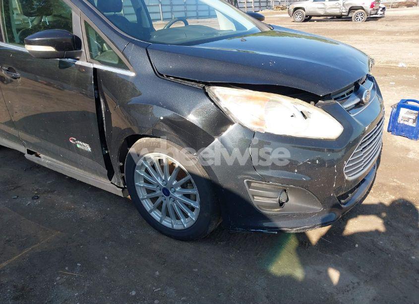 Photo 6 of 2013 Ford C-max ENERGI SEL (VIN 1FADP5CU2DL510935)