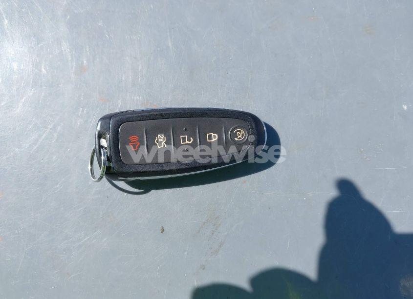 Photo 11 of 2015 Ford C-max ENERGI SEL (VIN 1FADP5CU2FL105757)