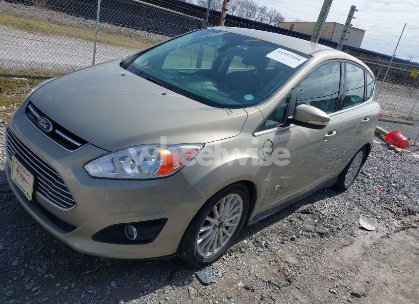 Photo 2 of 2016 Ford C-max ENERGI SEL (VIN 1FADP5CU2GL113164)