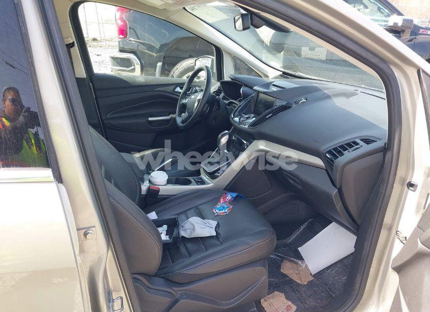 Photo 5 of 2016 Ford C-max ENERGI SEL (VIN 1FADP5CU2GL113164)