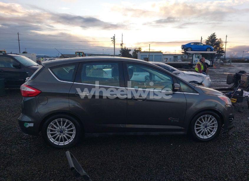 Photo 13 of 2015 Ford C-max ENERGI SEL (VIN 1FADP5CU4FL115917)