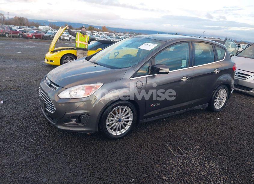 Photo 2 of 2015 Ford C-max ENERGI SEL (VIN 1FADP5CU4FL115917)