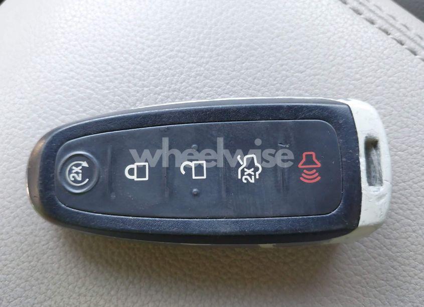 Photo 11 of 2013 Ford C-max ENERGI SEL (VIN 1FADP5CU5DL525672)