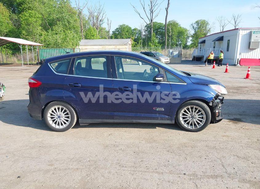 Photo 13 of 2016 Ford C-max ENERGI SEL (VIN 1FADP5CU5GL102045)