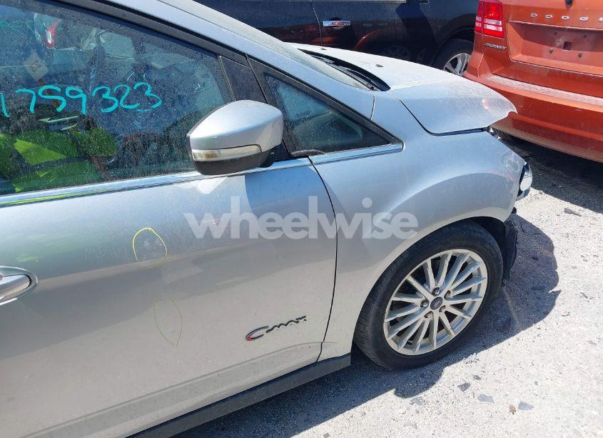 Photo 18 of 2013 Ford C-max ENERGI SEL (VIN 1FADP5CU8DL557676)