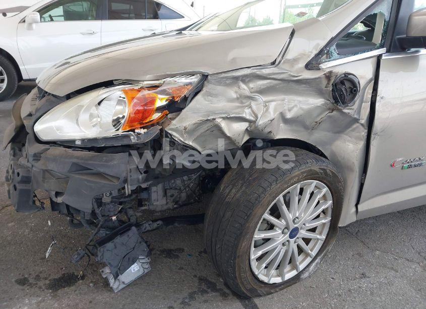 Photo 6 of 2015 Ford C-max ENERGI SEL (VIN 1FADP5CU8FL100255)