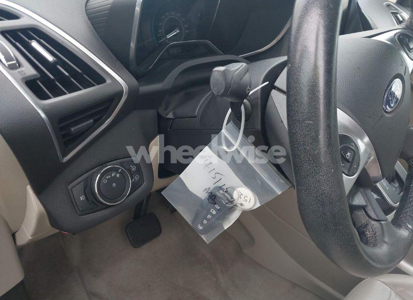 Photo 12 of 2013 Ford C-max ENERGI SEL (VIN 1FADP5CUXDL526901)