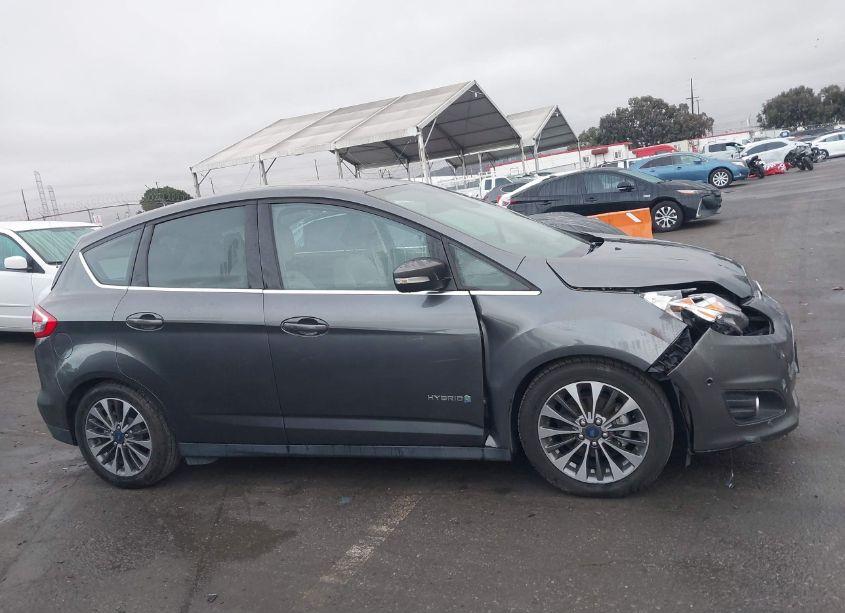 Photo 13 of 2018 Ford C-max HYBRID TITANIUM (VIN 1FADP5DU4JL106075)