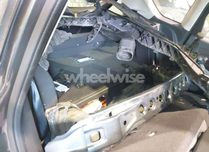 Photo 12 of 2017 Ford C-max ENERGI SE (VIN 1FADP5EU9HL100619)