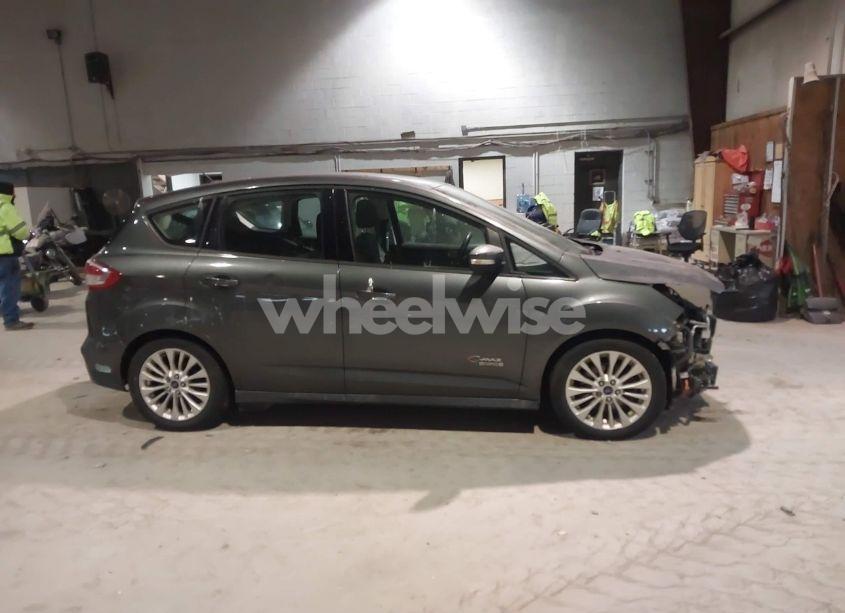 Photo 14 of 2017 Ford C-max ENERGI SE (VIN 1FADP5EU9HL100619)