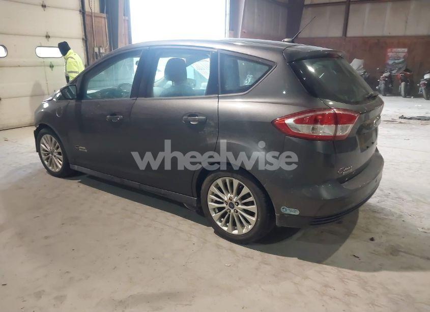 Photo 3 of 2017 Ford C-max ENERGI SE (VIN 1FADP5EU9HL100619)