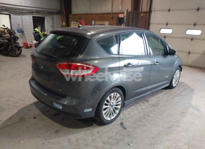 Photo 4 of 2017 Ford C-max ENERGI SE (VIN 1FADP5EU9HL100619)