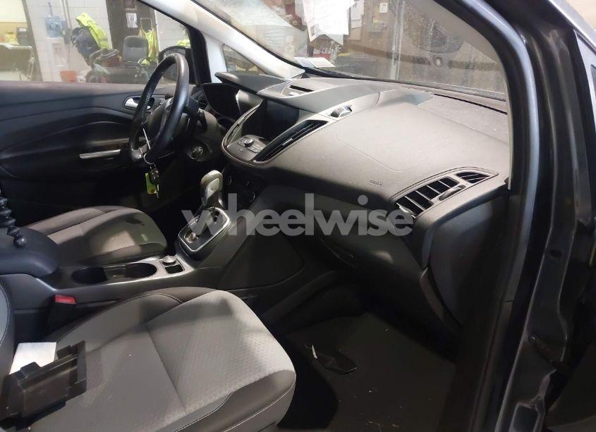 Photo 5 of 2017 Ford C-max ENERGI SE (VIN 1FADP5EU9HL100619)