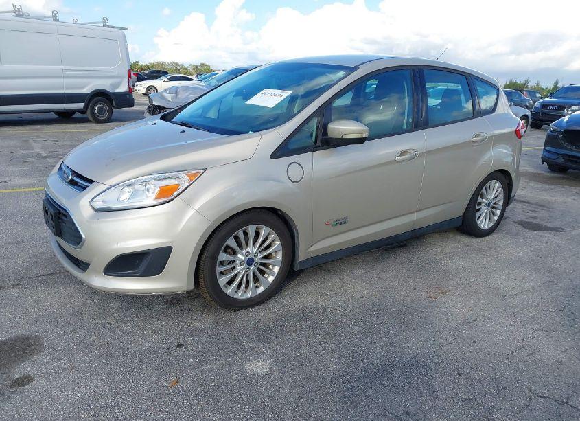 Photo 2 of 2017 Ford C-max ENERGI SE (VIN 1FADP5EU9HL101995)