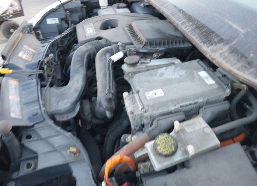 Photo 10 of 2017 Ford C-max ENERGI SE (VIN 1FADP5EUXHL117557)