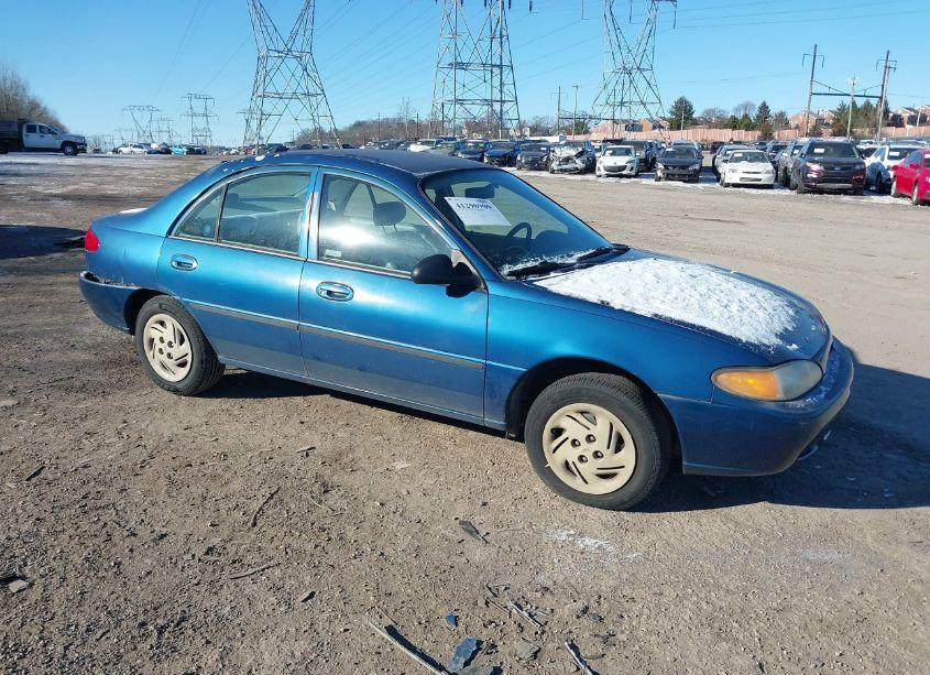 1998 Ford Escort LX (VIN 1FAFP10P1WW151630) main photo