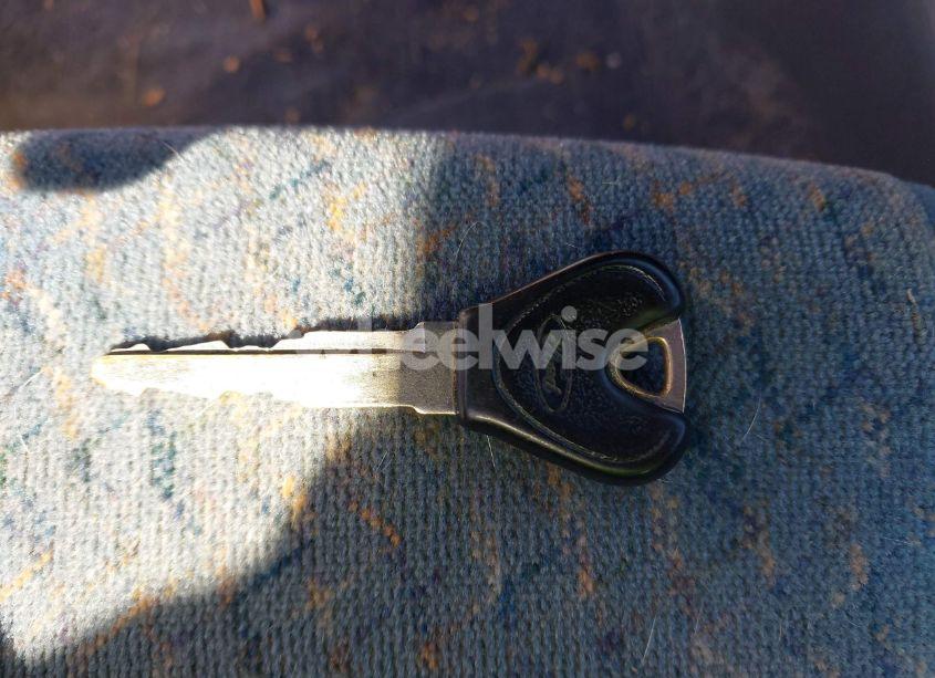 Photo 11 of 1999 Ford Escort LX (VIN 1FAFP10P1XW236632)