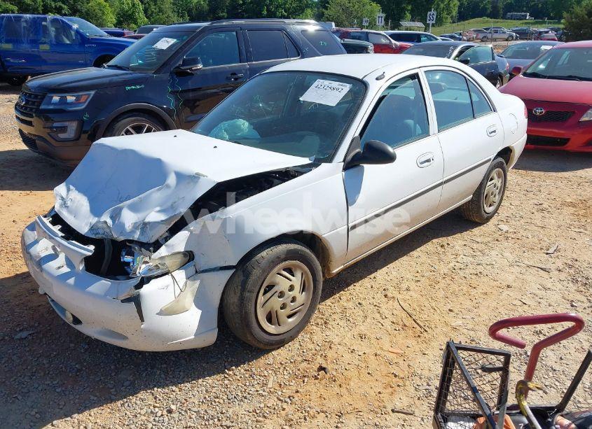 Photo 2 of 1999 Ford Escort LX (VIN 1FAFP10P1XW236632)