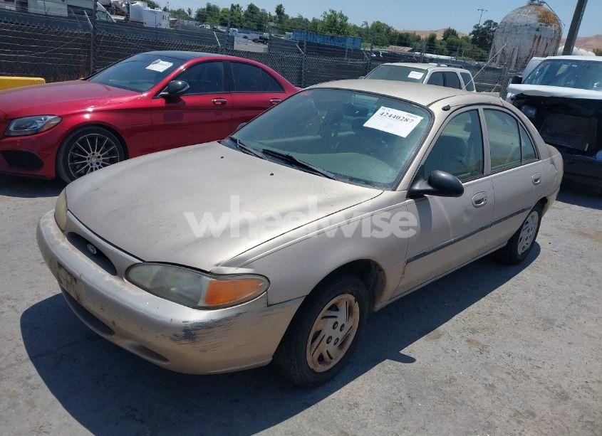 Photo 2 of 1998 Ford Escort LX (VIN 1FAFP10P3WW160605)