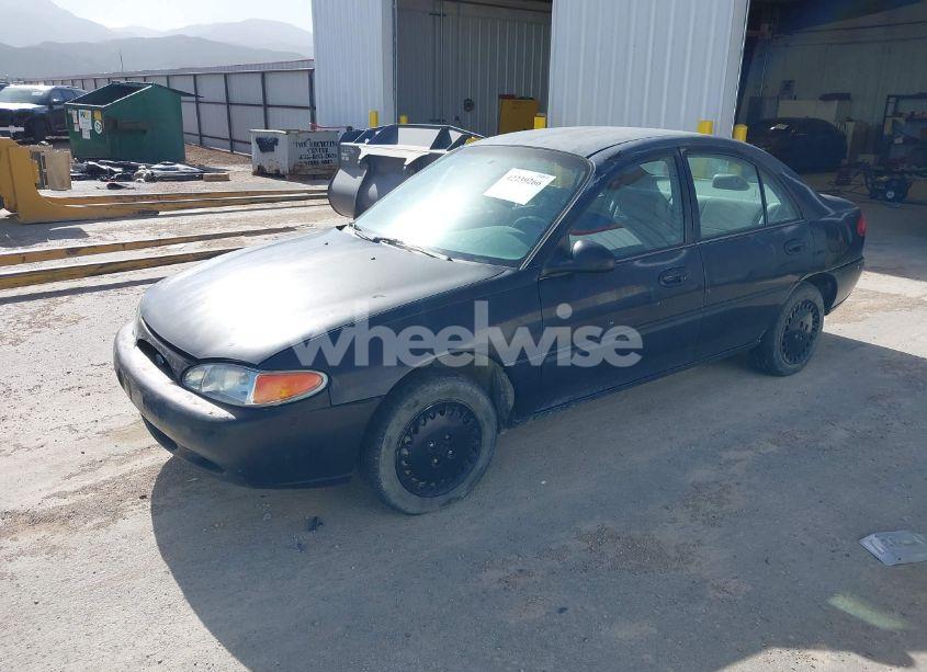 Photo 2 of 1998 Ford Escort LX (VIN 1FAFP10P5WW237944)