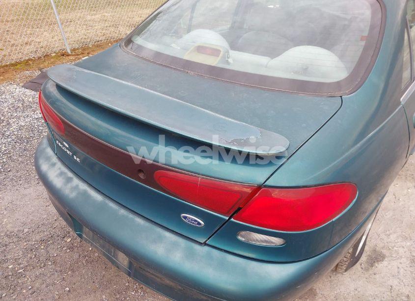 Photo 14 of 1998 Ford Escort SE (VIN 1FAFP13P0WW255845)