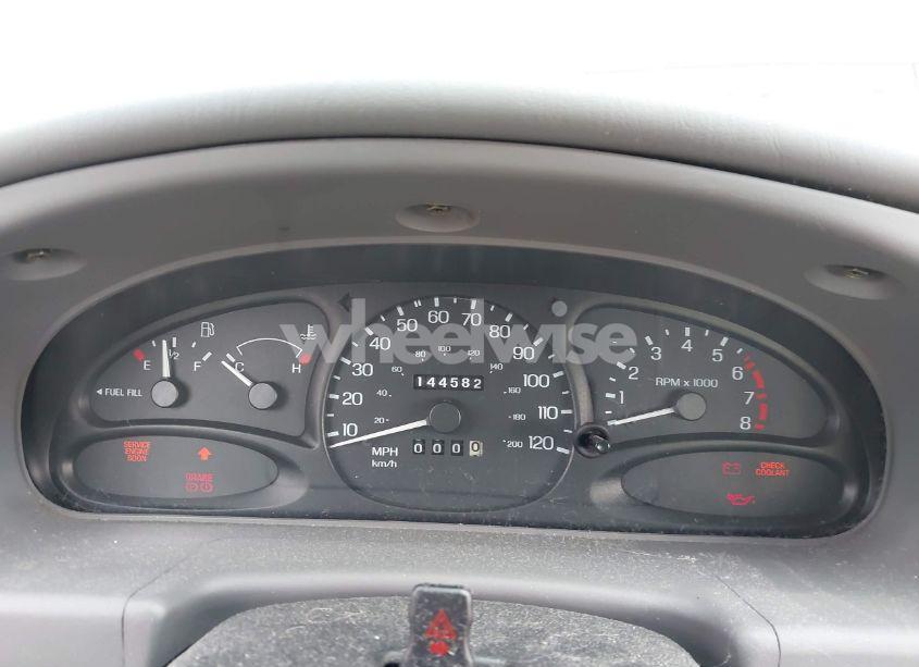 Photo 7 of 1998 Ford Escort SE (VIN 1FAFP13P0WW255845)