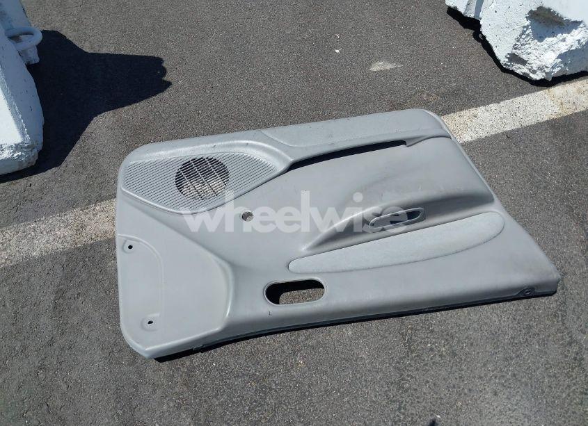 Photo 12 of 1998 Ford Escort SE (VIN 1FAFP13P3WW122027)