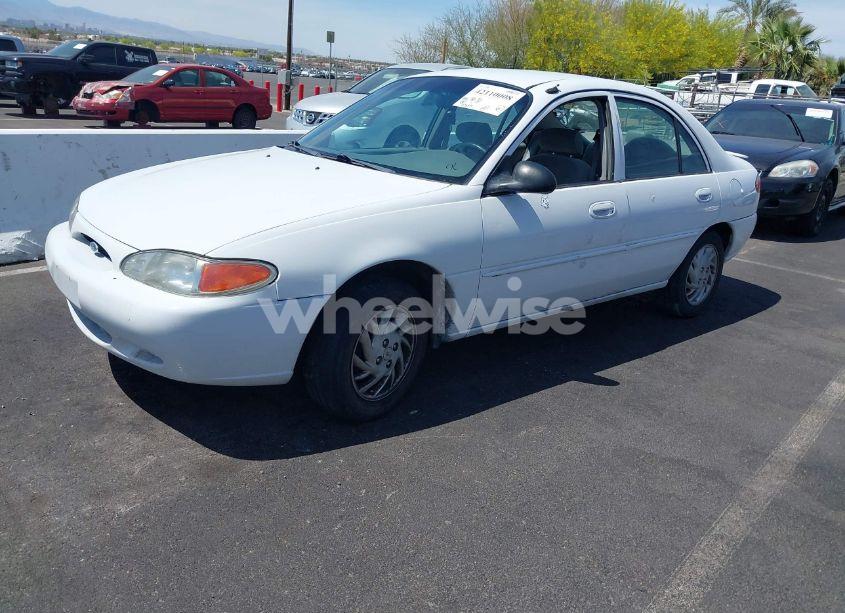 Photo 2 of 1998 Ford Escort SE (VIN 1FAFP13P3WW122027)