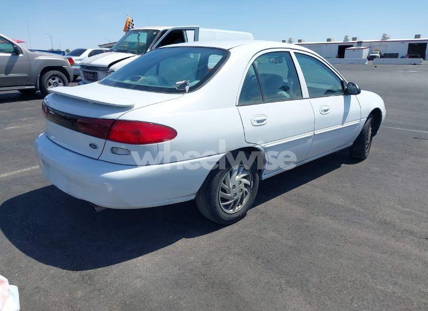 Photo 4 of 1998 Ford Escort SE (VIN 1FAFP13P3WW122027)