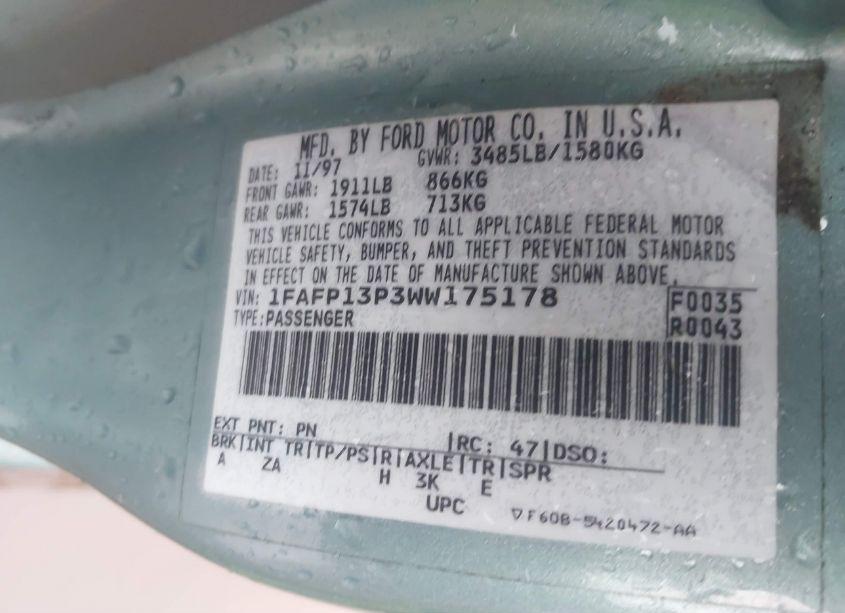 Photo 9 of 1998 Ford Escort SE (VIN 1FAFP13P3WW175178)