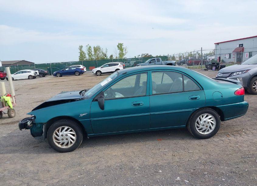 Photo 13 of 1998 Ford Escort SE (VIN 1FAFP13P3WW302088)