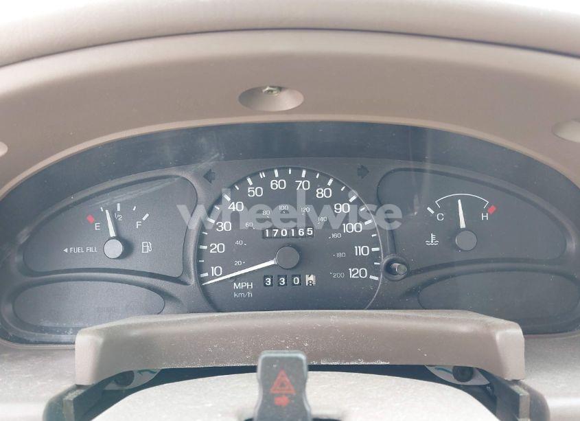 Photo 7 of 1998 Ford Escort SE (VIN 1FAFP13P4WW124031)