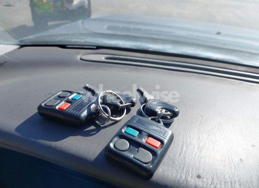 Photo 11 of 1998 Ford Escort SE (VIN 1FAFP13P4WW288248)