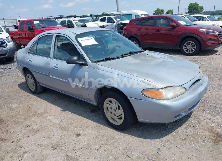 1999 Ford Escort SE (VIN 1FAFP13P4XW237754) main photo