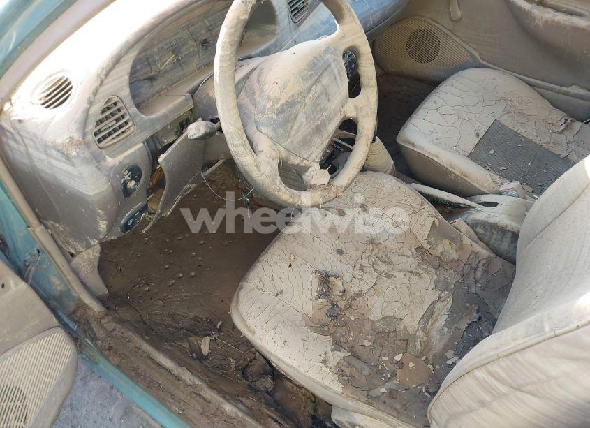 Photo 12 of 1998 Ford Escort SE (VIN 1FAFP13P5WW160312)