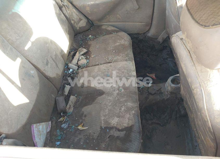 Photo 8 of 1998 Ford Escort SE (VIN 1FAFP13P5WW160312)