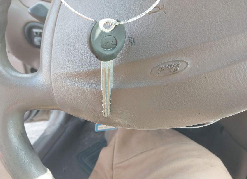 Photo 11 of 1998 Ford Escort SE (VIN 1FAFP13P5WW164618)