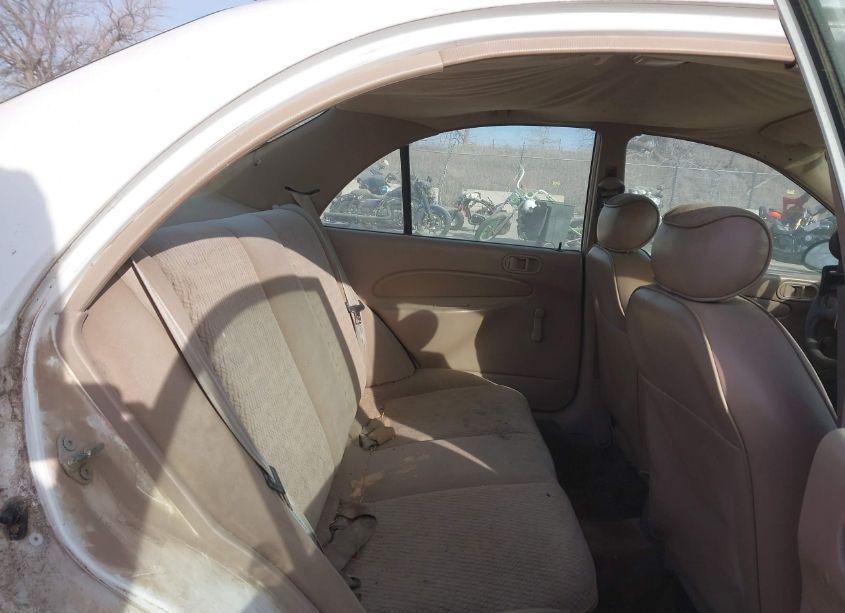 Photo 8 of 1998 Ford Escort SE (VIN 1FAFP13P5WW164618)